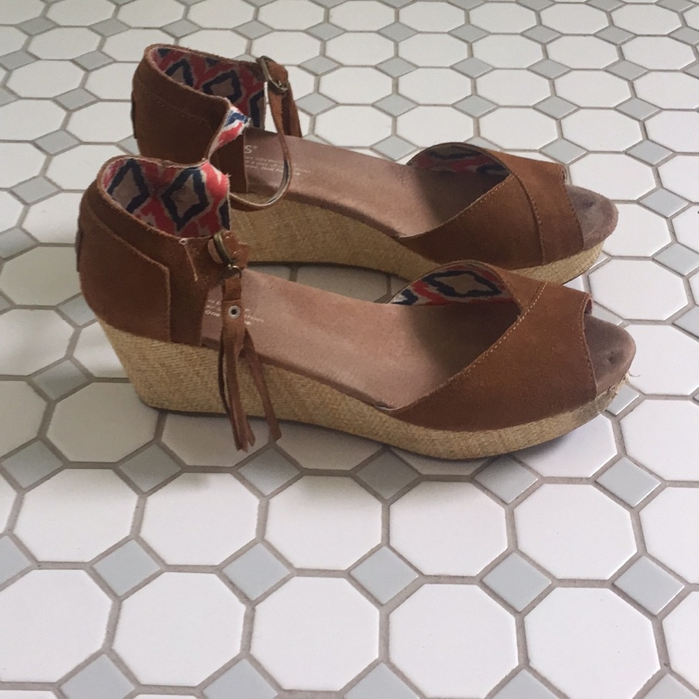 Toms wedge sandals